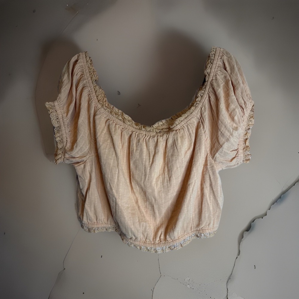 American Eagle Off Shoulder Blouse Peach Lace Trim Boho Top XL Casual - Picture 2 of 6